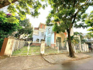 ban-biet-thu-tu-lap-my-phu-2b-phu-my-hung